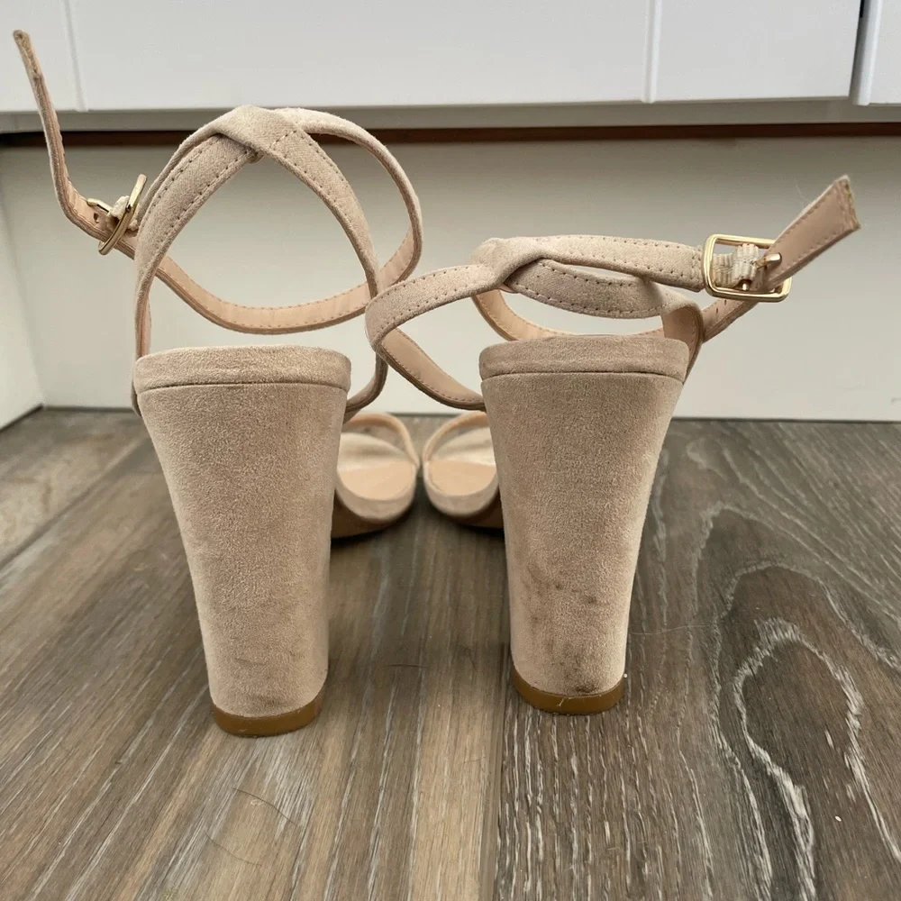 Raye Heels - Picture 3 of 5